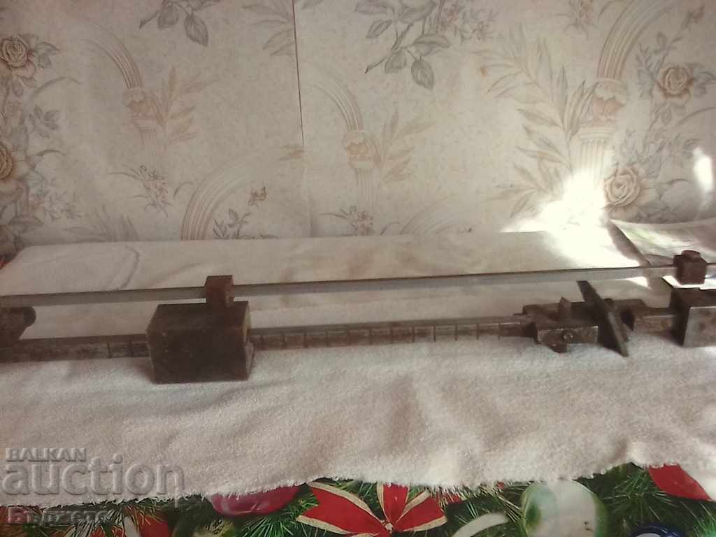 Libra with price 29.99 BGN | € 15.33