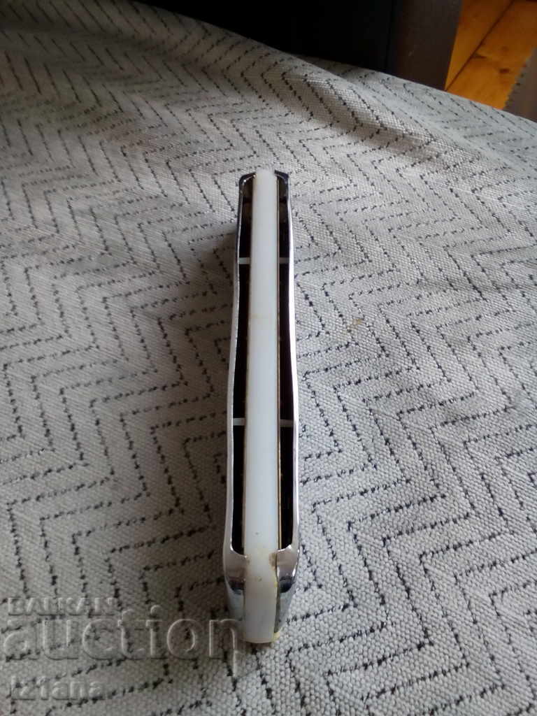 Old harmonica HERO - 5 Old harmonica HERO - 5