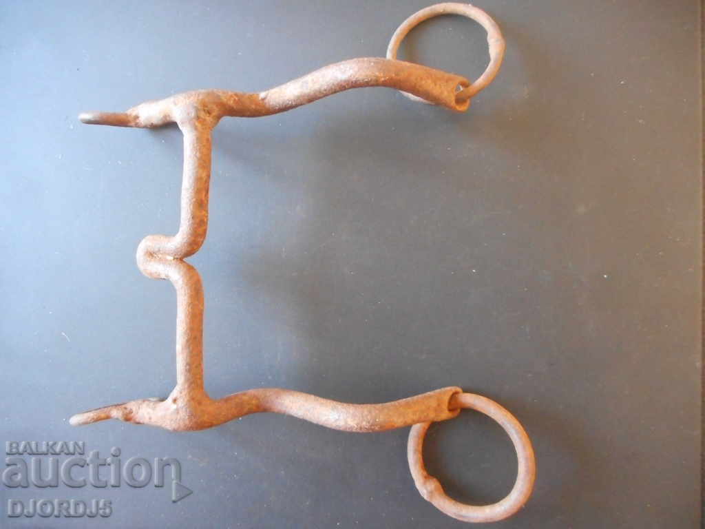 Old bridle with price 12.00 BGN | € 6.14 Old bridle with price 12.00 BGN | € 6.14