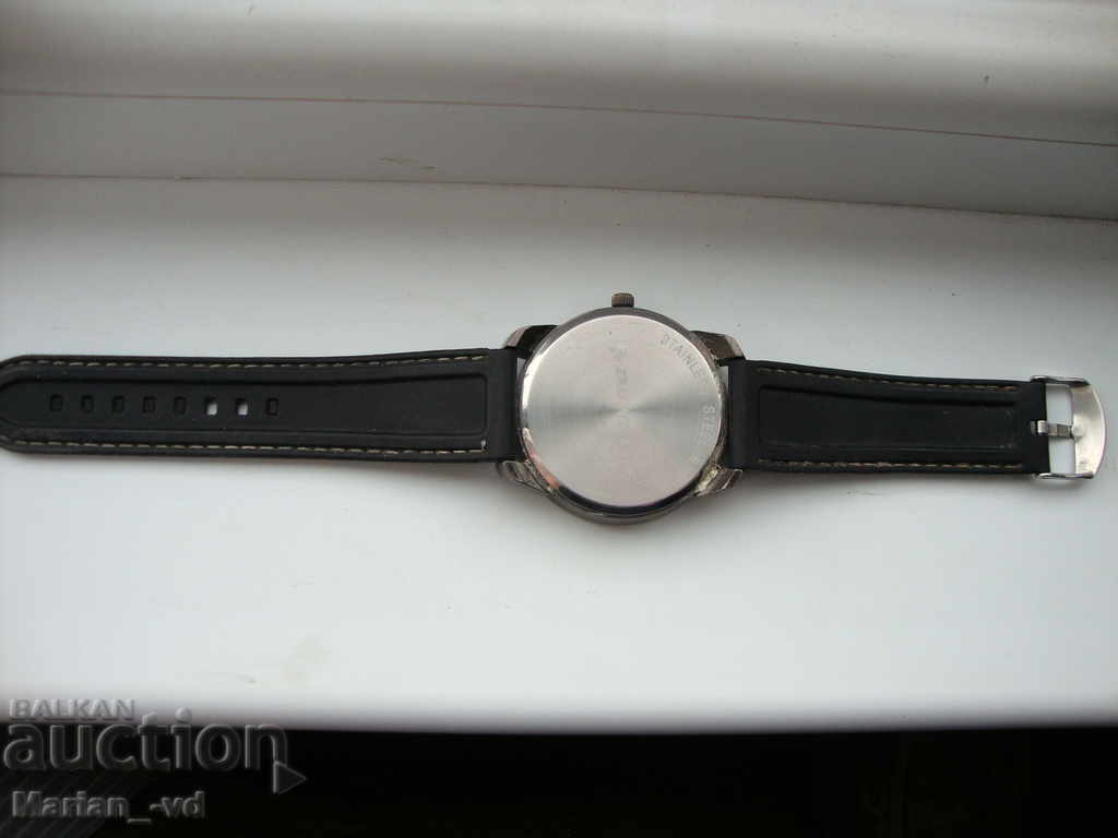 Delivery of Men's quartz watch Dunlop Delivery of Men's quartz watch Dunlop