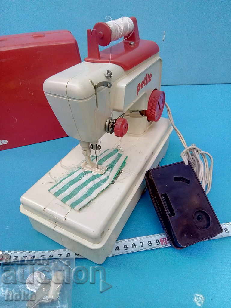 Δημοπρασία Ραπτομηχανή-παιδί Δημοπρασία Ραπτομηχανή-παιδί