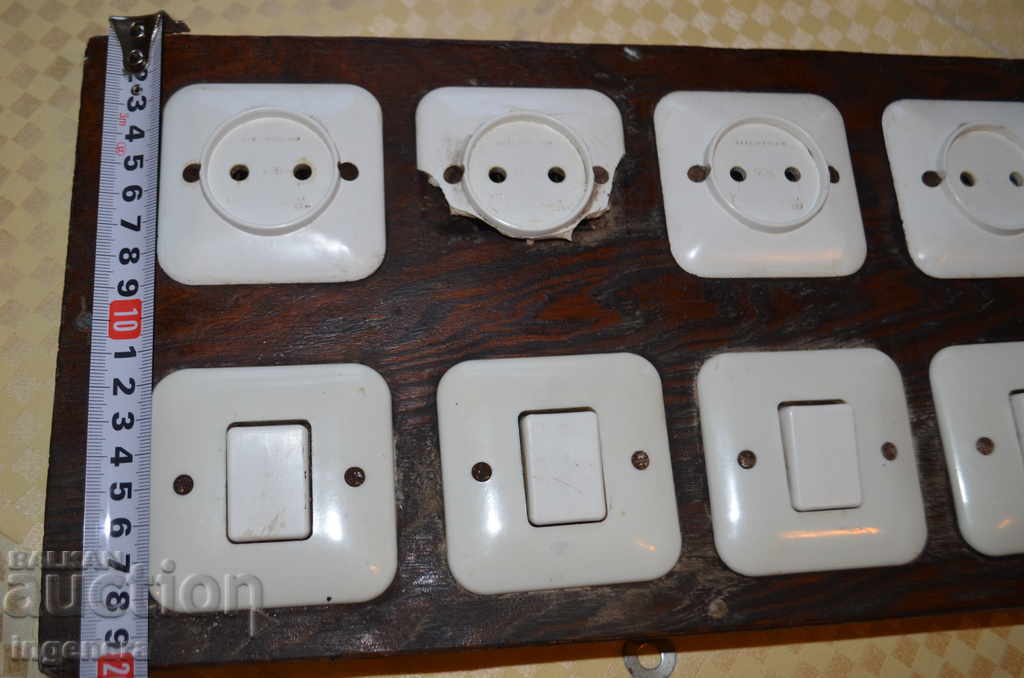 RETRO OLD EL. CONTACTS AND KEYS - 6 RETRO OLD EL. CONTACTS AND KEYS - 6