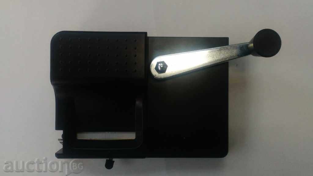 Auction Manual piston filling machine for cigarettes - 1 Auction Manual piston filling machine for cigarettes - 1