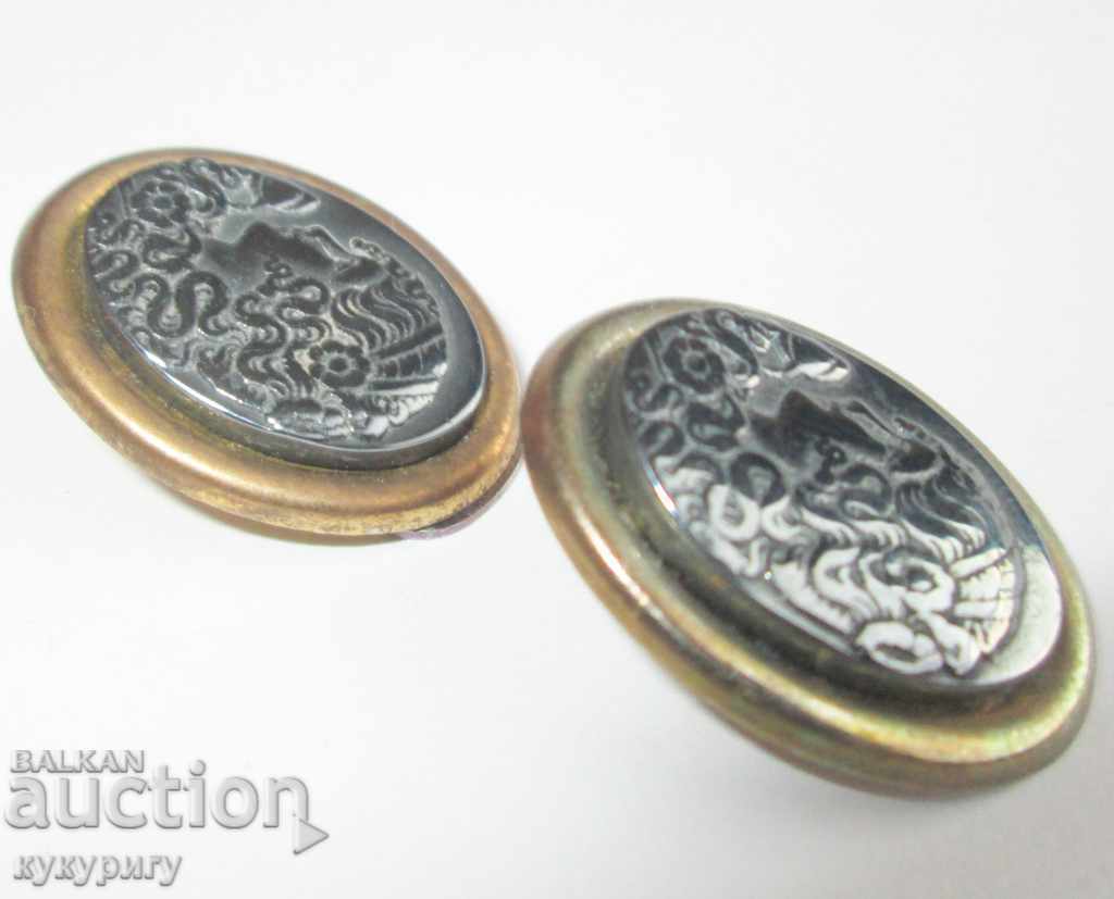 Delivery of Beautiful old earrings with a gemstone stone engraved stone Hematite Delivery of Beautiful old earrings with a gemstone stone engraved stone Hematite