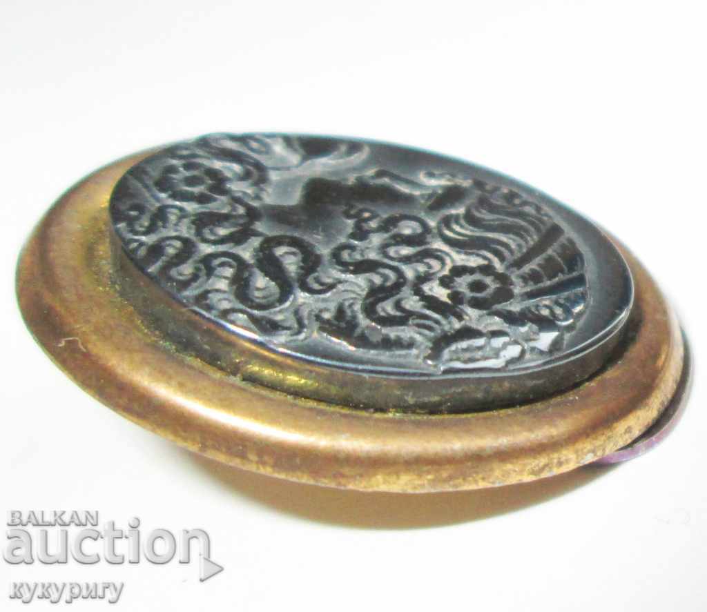 Beautiful old earrings with a gemstone stone engraved stone Hematite - 5 Beautiful old earrings with a gemstone stone engraved stone Hematite - 5