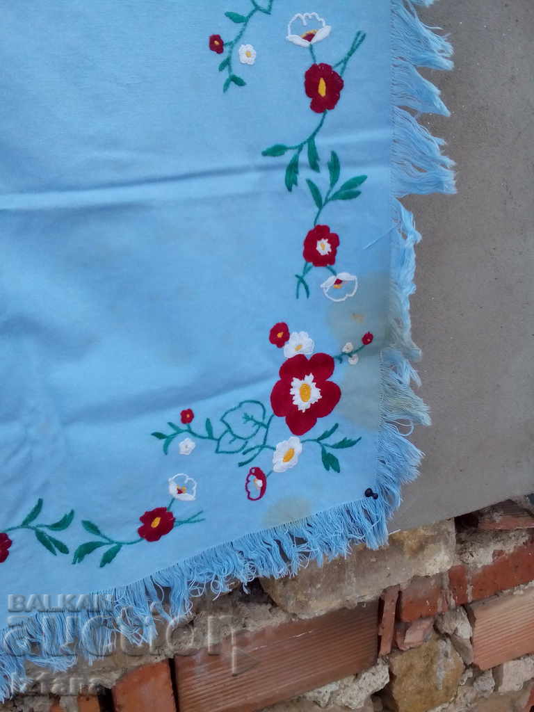 Old embroidered tablecloth - 5 Old embroidered tablecloth - 5