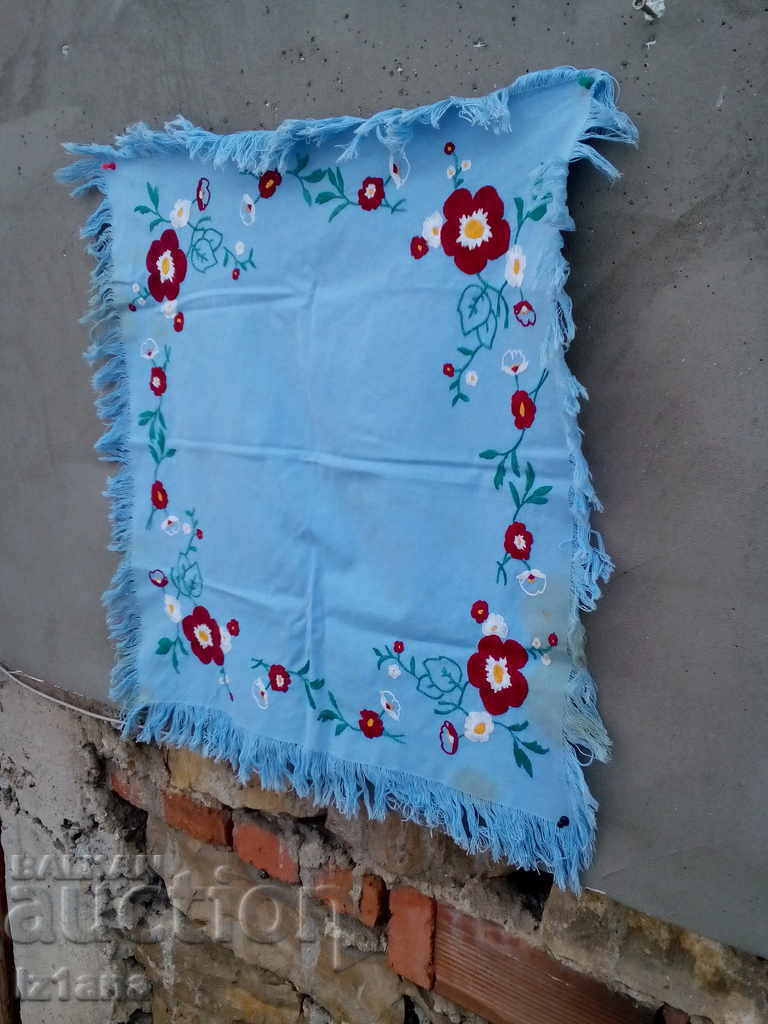 Old embroidered tablecloth - 7 Old embroidered tablecloth - 7