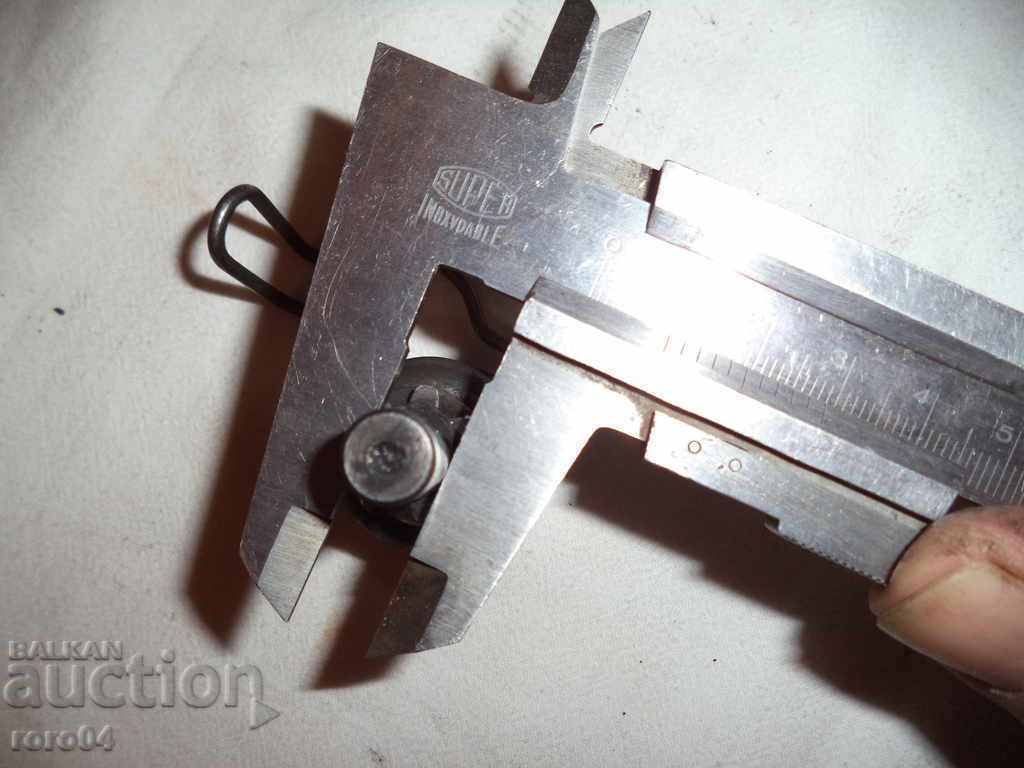 ЛАПА , ПАЛЕЦ С ПРУЖИНА ЗА МАНИВЕЛА НА СКУТЕР - ДЕЙСТВАЩ - 7 ЛАПА , ПАЛЕЦ С ПРУЖИНА ЗА МАНИВЕЛА НА СКУТЕР - ДЕЙСТВАЩ - 7