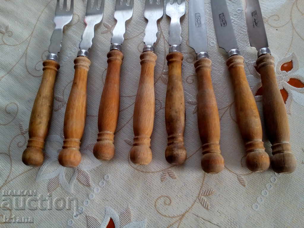 Old cutlery, forks, blades with price 10.00 BGN | € 5.11