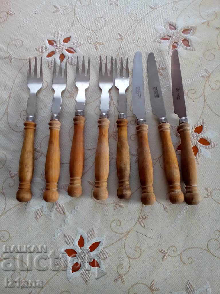 Old cutlery, forks, blades