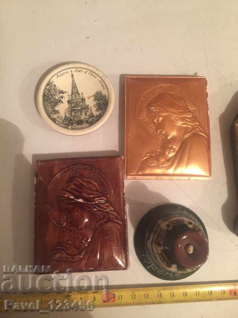 Lot ipsos/ceramică cu preț € 4.00 | 7.82 BGN