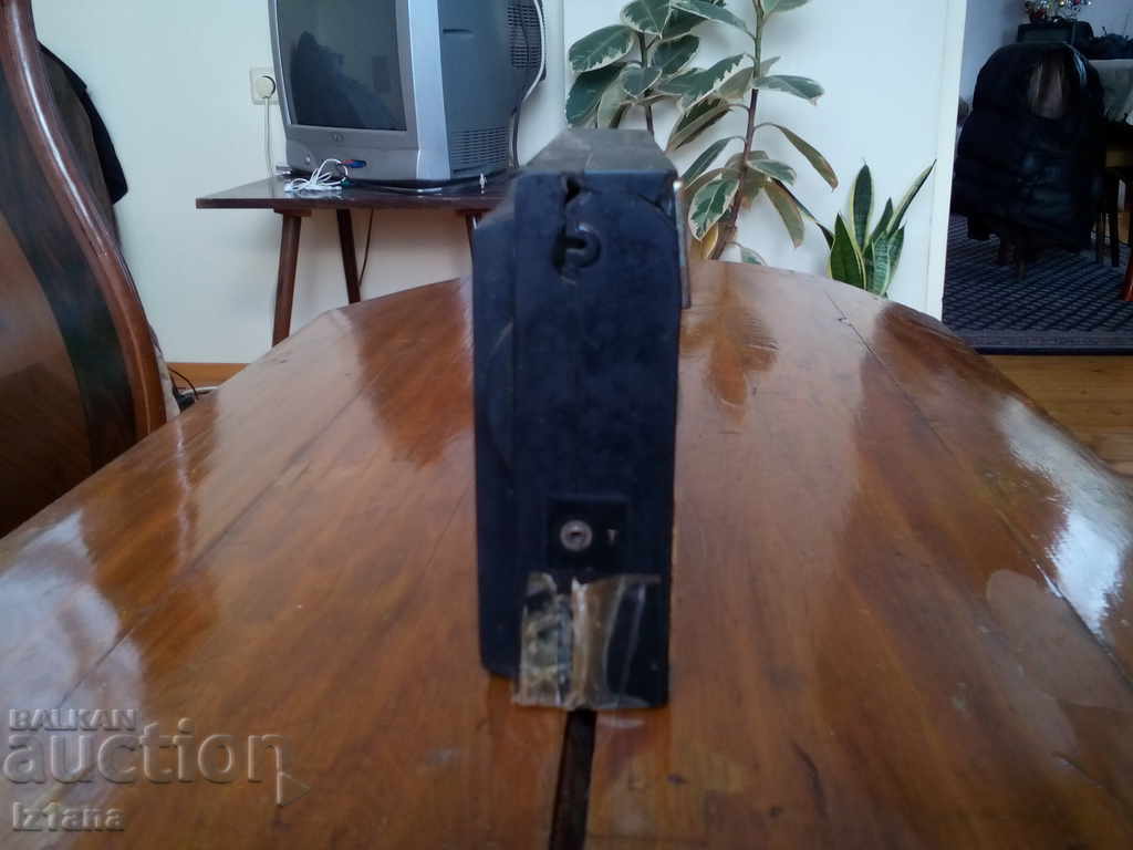 Old radio, radio receiver Russia with price 20.00 BGN | € 10.23 Old radio, radio receiver Russia with price 20.00 BGN | € 10.23