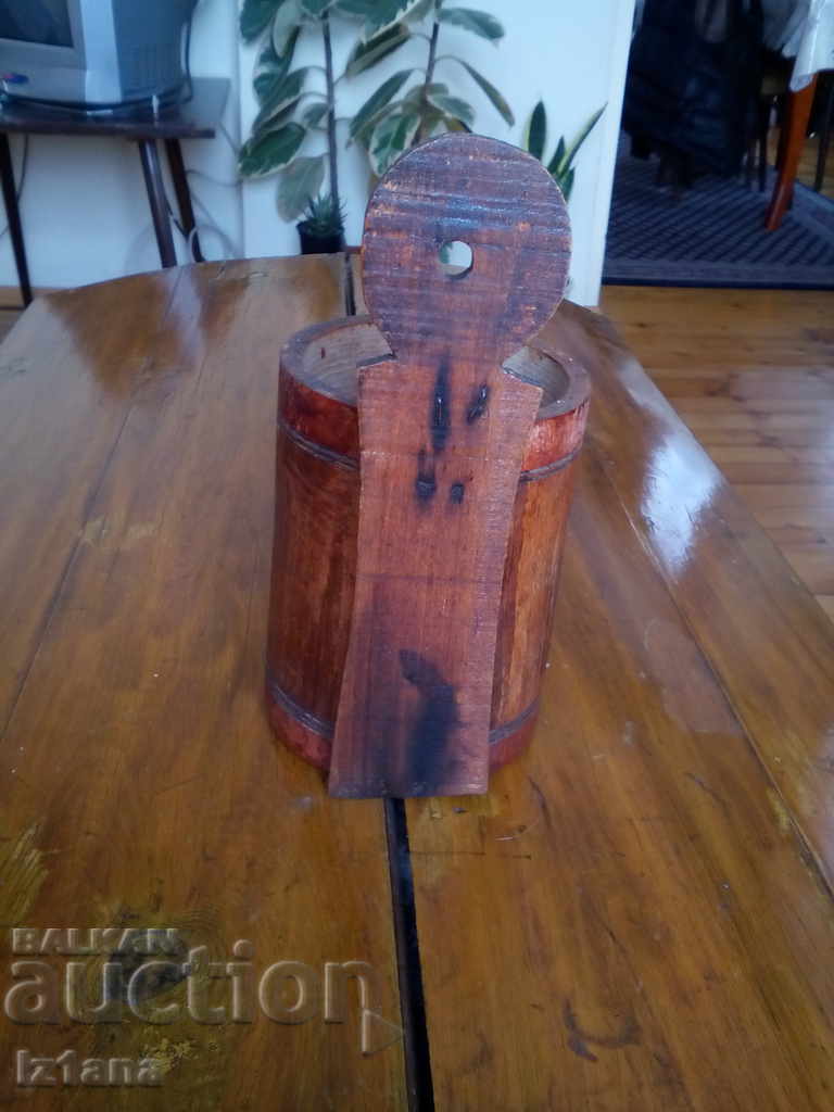 Δημοπρασία Παλιά ξύλινο κιβώτιο μπαχαρικών Δημοπρασία Παλιά ξύλινο κιβώτιο μπαχαρικών