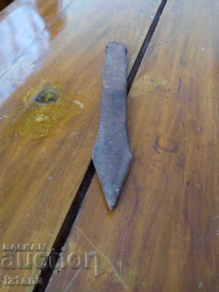 Auction Ancient tool Auction Ancient tool