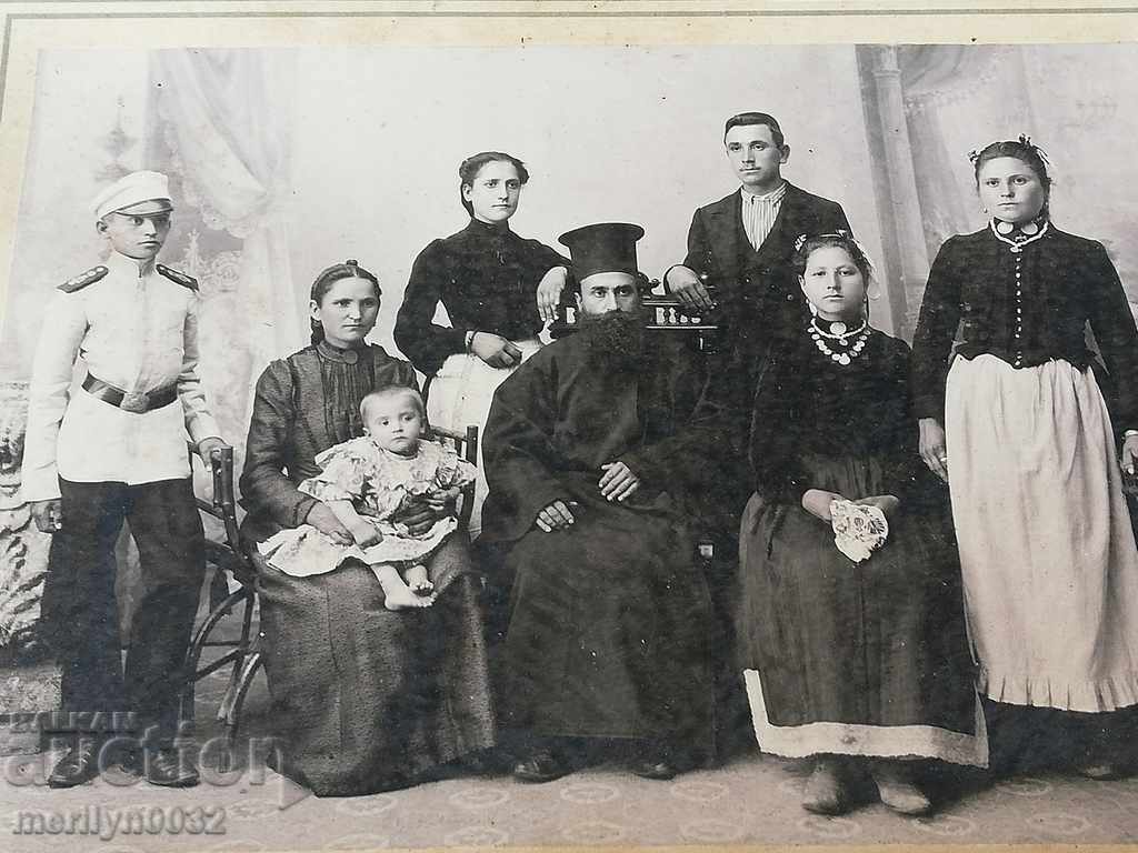 Photo framed family portrait photography with price 71.00 BGN | € 36.30 Photo framed family portrait photography with price 71.00 BGN | € 36.30