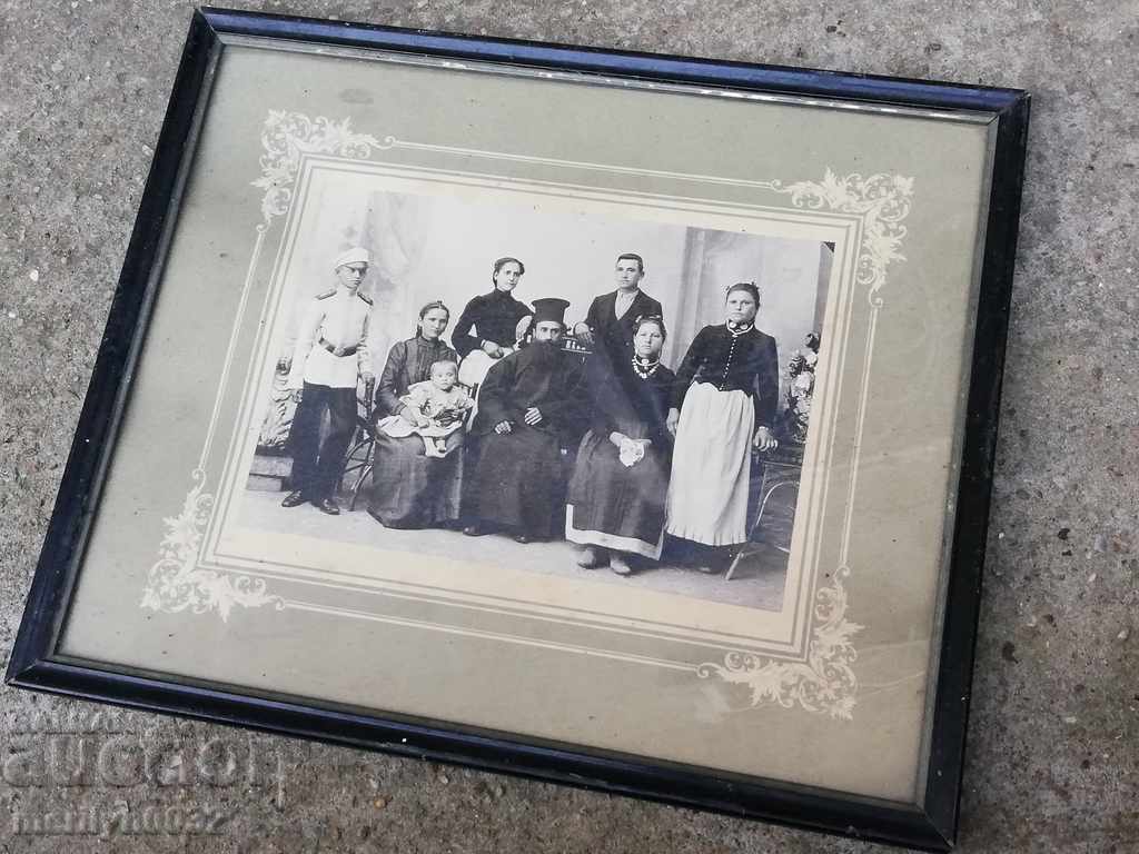 Photo framed family portrait photography - 7 Photo framed family portrait photography - 7