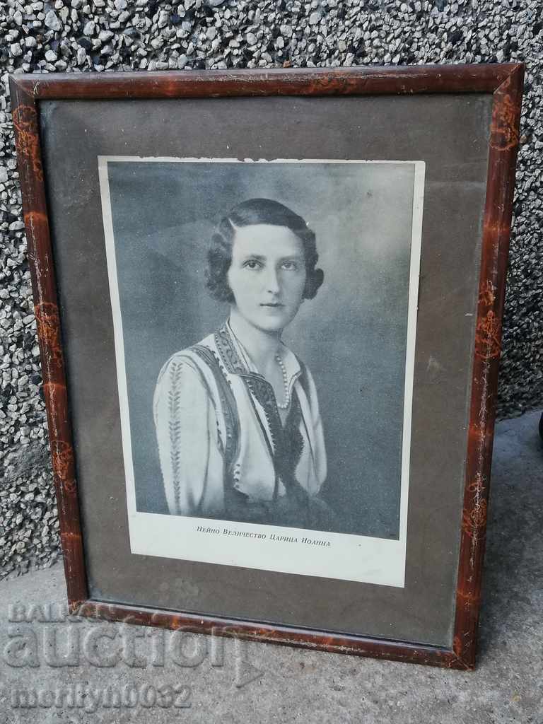 Снимка в рамка портрет на царица Йоанна фоторафия