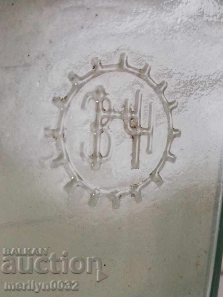 An old bottle, a bottle, a glass, a tamarind, a jar - 6 An old bottle, a bottle, a glass, a tamarind, a jar - 6