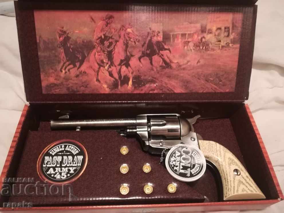 Delivery of Colt 45-1873 revolver-pistol. Colt Collector's Replica