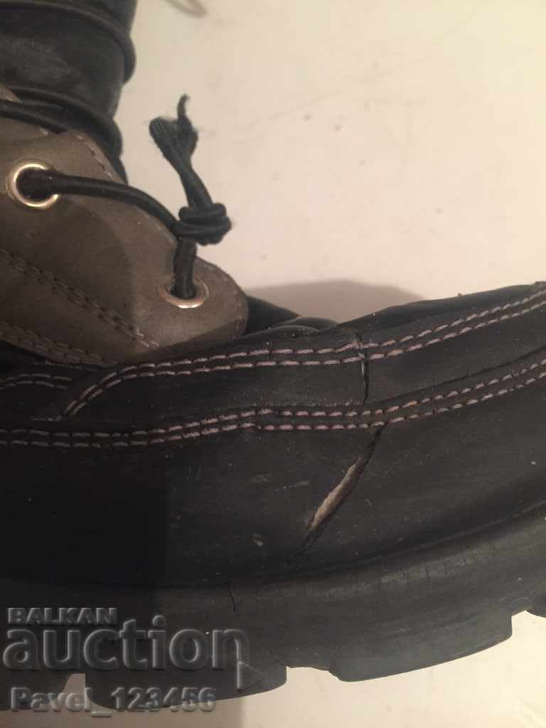 Κυρίες μπότες με σημειώσεις !!! - 5 Κυρίες μπότες με σημειώσεις !!! - 5