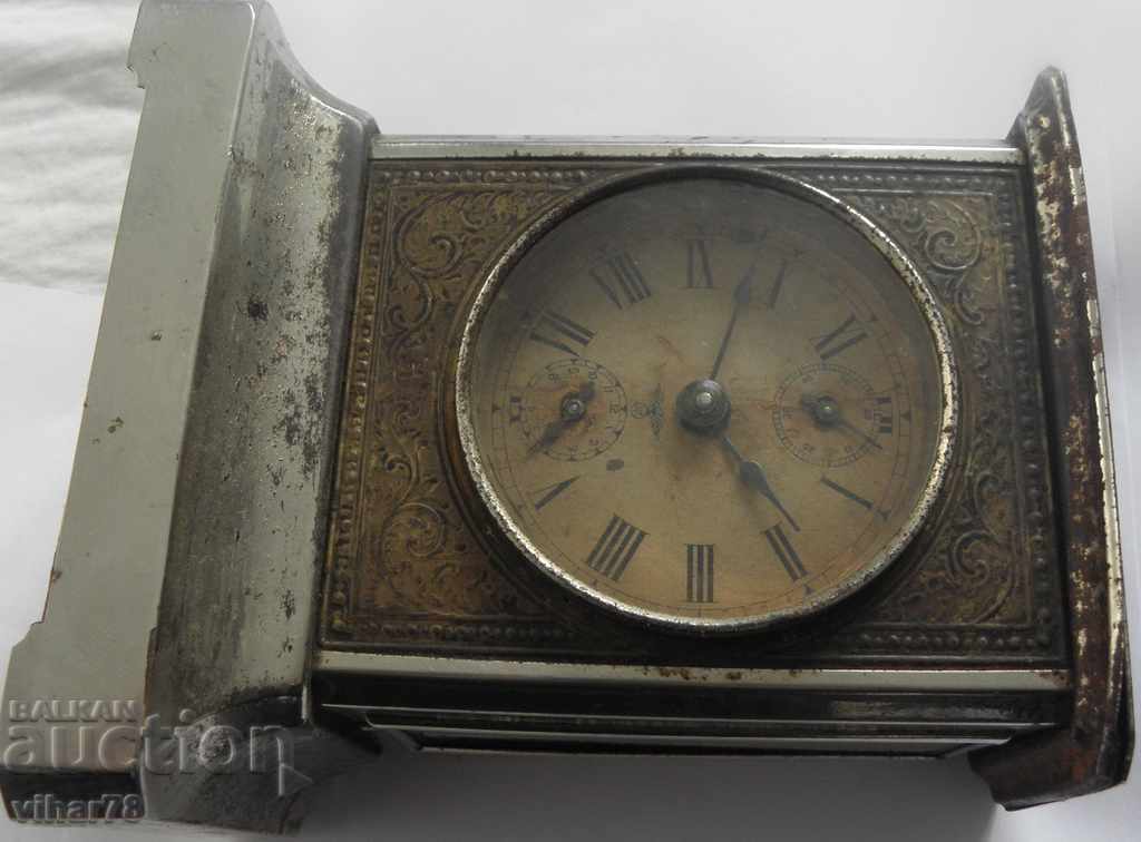 Παλιά ρολόι στην επιφάνεια εργασίας JUNGHANS-YUNGHANS με φανάρι με τιμή 199.99 BGN | € 102.25 Παλιά ρολόι στην επιφάνεια εργασίας JUNGHANS-YUNGHANS με φανάρι με τιμή 199.99 BGN | € 102.25