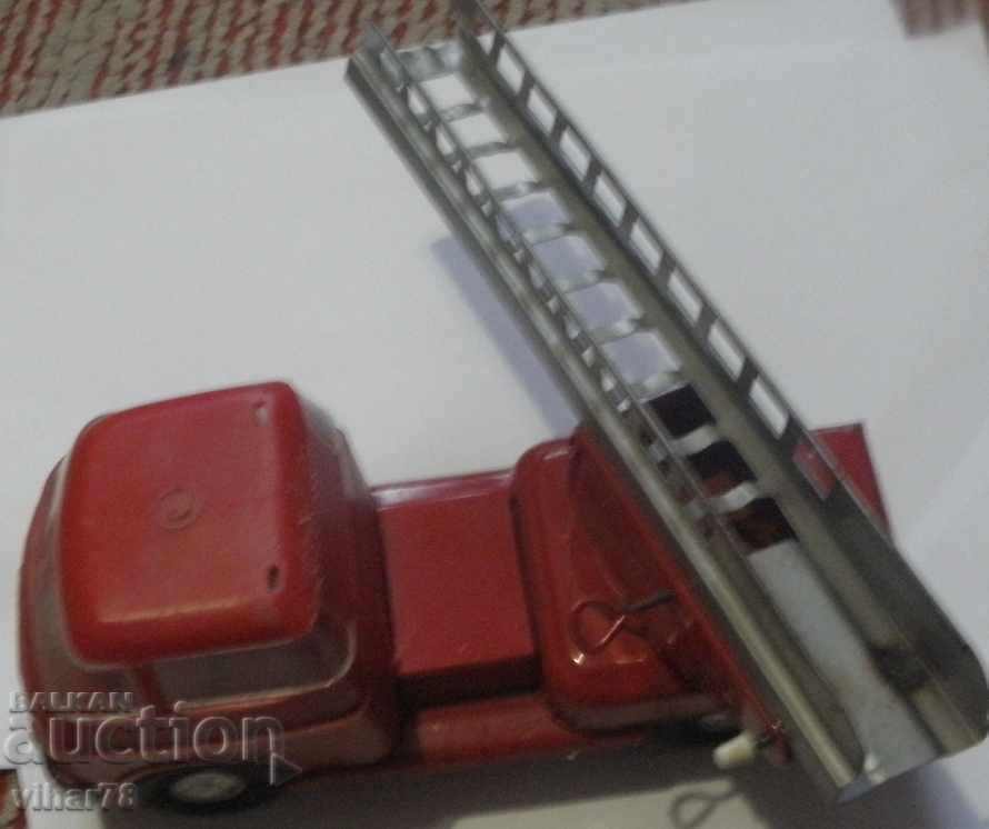 Παράδοση ΠΑΛΙΟ ΜΕΤΑΛΛΙΚΟ ΠΥΡΟΣΒΕΣΤΙΚΟ ΟΧΗΜΑ Παράδοση ΠΑΛΙΟ ΜΕΤΑΛΛΙΚΟ ΠΥΡΟΣΒΕΣΤΙΚΟ ΟΧΗΜΑ