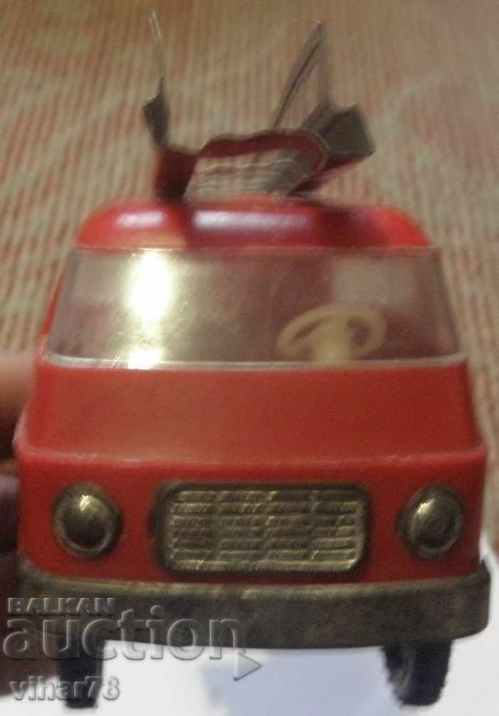 OLD METAL FIRE TRUCK - 6