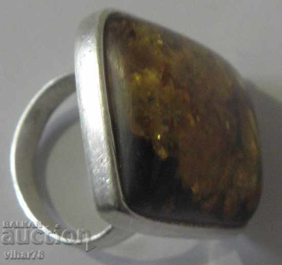 Delivery of Women's Silver Ring with Amber Delivery of Women's Silver Ring with Amber