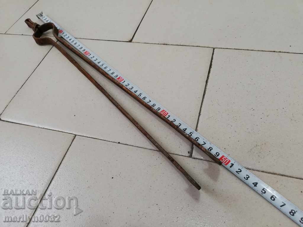 Παλιά το πόκερ, λαβίδες, σφυρήλατο σίδερο pishnik με τιμή 28.00 BGN | € 14.32