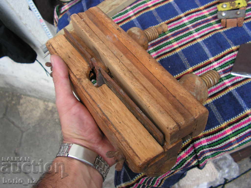 Delivery of 9590. OLIVE WOODWORK RENDER WITH DEFROST SETTINGS Delivery of 9590. OLIVE WOODWORK RENDER WITH DEFROST SETTINGS