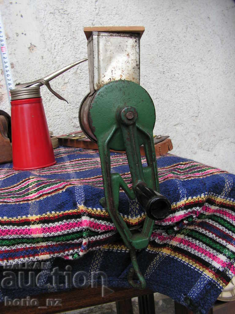 Auction  9592. STAR MILK FOR NUTS NUTS MARKED WORKS