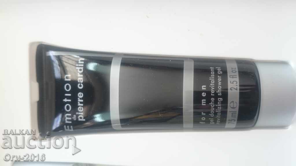 Delivery of Pierre Cardin set Delivery of Pierre Cardin set