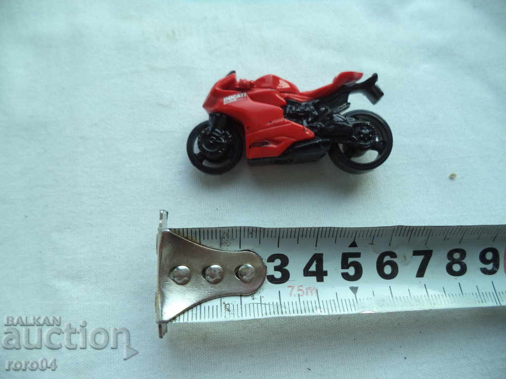 Παράδοση DUCATI 1199 ΠΑΝΙΓΚΑΛΙ - ΚΑΥΣΙΜΕΣ ΤΡΟΧΟΙ BDC78 Παράδοση DUCATI 1199 ΠΑΝΙΓΚΑΛΙ - ΚΑΥΣΙΜΕΣ ΤΡΟΧΟΙ BDC78