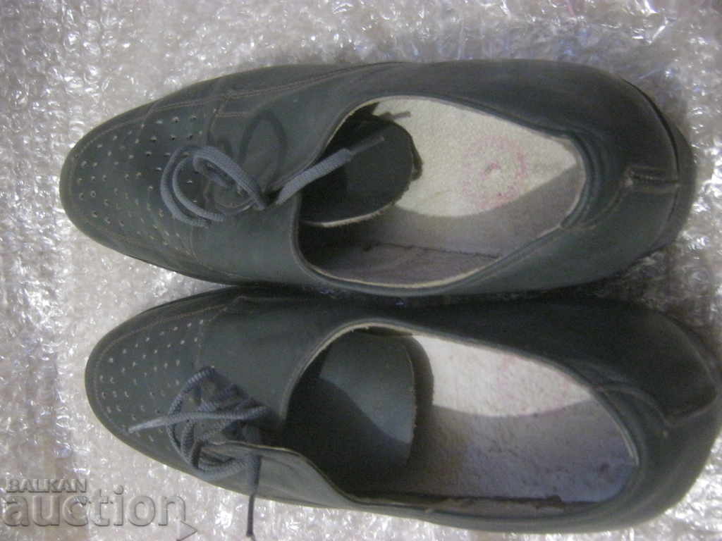 Auction Socialism: BDZ. Men's shoes. Auction Socialism: BDZ. Men's shoes.