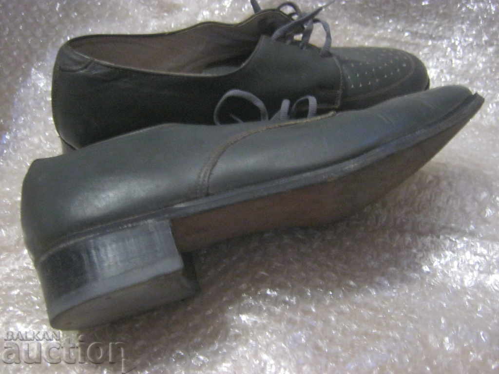 Delivery of Socialism: BDZ. Men's shoes. Delivery of Socialism: BDZ. Men's shoes.