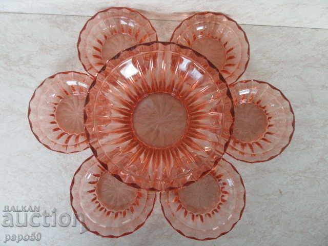 SERVICIU PENTRU DULCE - STICLĂ COLORATĂ /URSS/SOC cu preț € 21.00 | 41.07 BGN SERVICIU PENTRU DULCE - STICLĂ COLORATĂ /URSS/SOC cu preț € 21.00 | 41.07 BGN