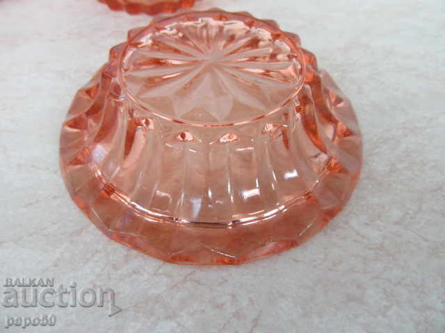 Licitație SERVICIU PENTRU DULCE - STICLĂ COLORATĂ /URSS/SOC Licitație SERVICIU PENTRU DULCE - STICLĂ COLORATĂ /URSS/SOC