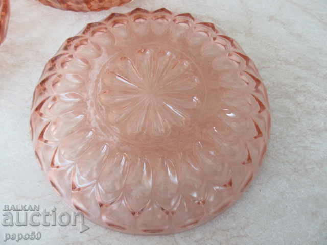 Auction SERVICE FOR YARNS - COLOR GLASS / USSR Auction SERVICE FOR YARNS - COLOR GLASS / USSR