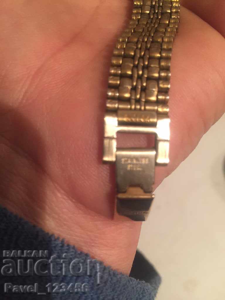 Delivery of Clock Orient Delivery of Clock Orient