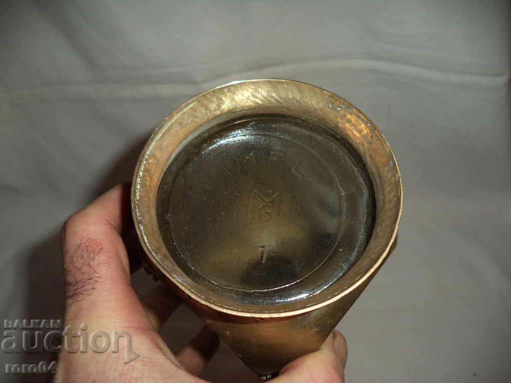 OLD GERMAN GARAPHA WITH BRASS HARDWARE - 750 ML - 6