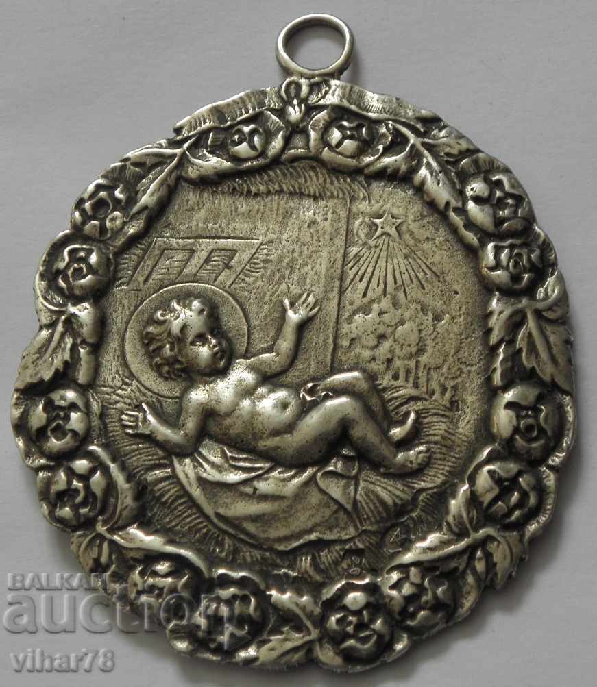 Silver medallion baptism with price 1199.99 BGN | € 613.55 Silver medallion baptism with price 1199.99 BGN | € 613.55