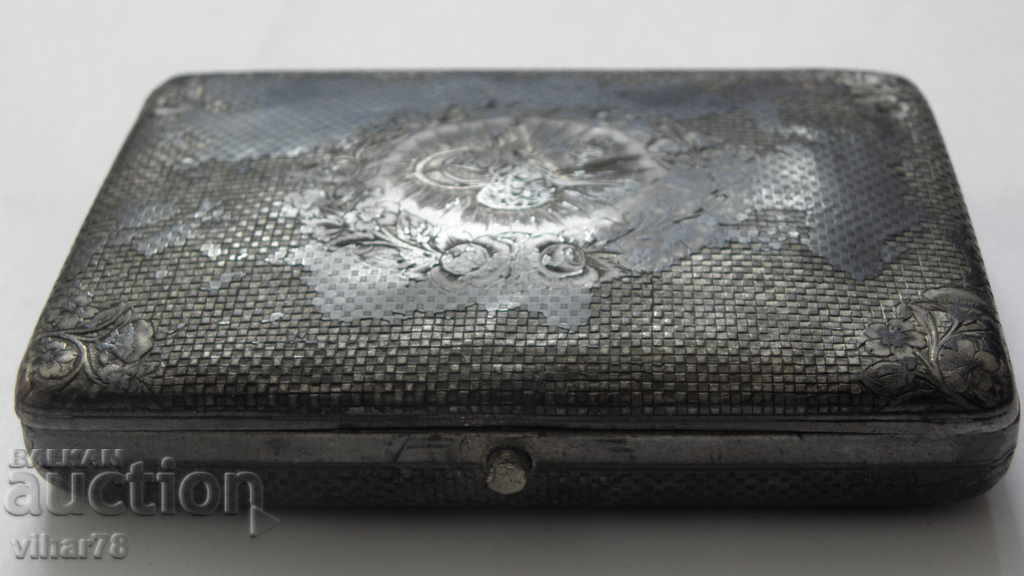 OLD SILVER TURKISH SNOK BOX WITH ALL KINDS OF SEALS with price € 499.99 | 977.90 BGN
