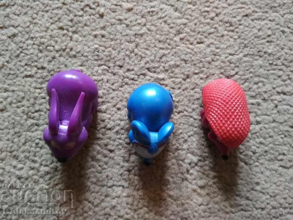 Old toys of chocolate eggs with price 4.00 BGN | € 2.05 Old toys of chocolate eggs with price 4.00 BGN | € 2.05