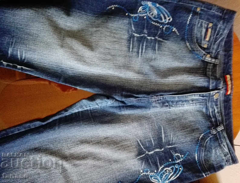 Blugi damă Eagame, XL cu preț € 10.00 | 19.56 BGN