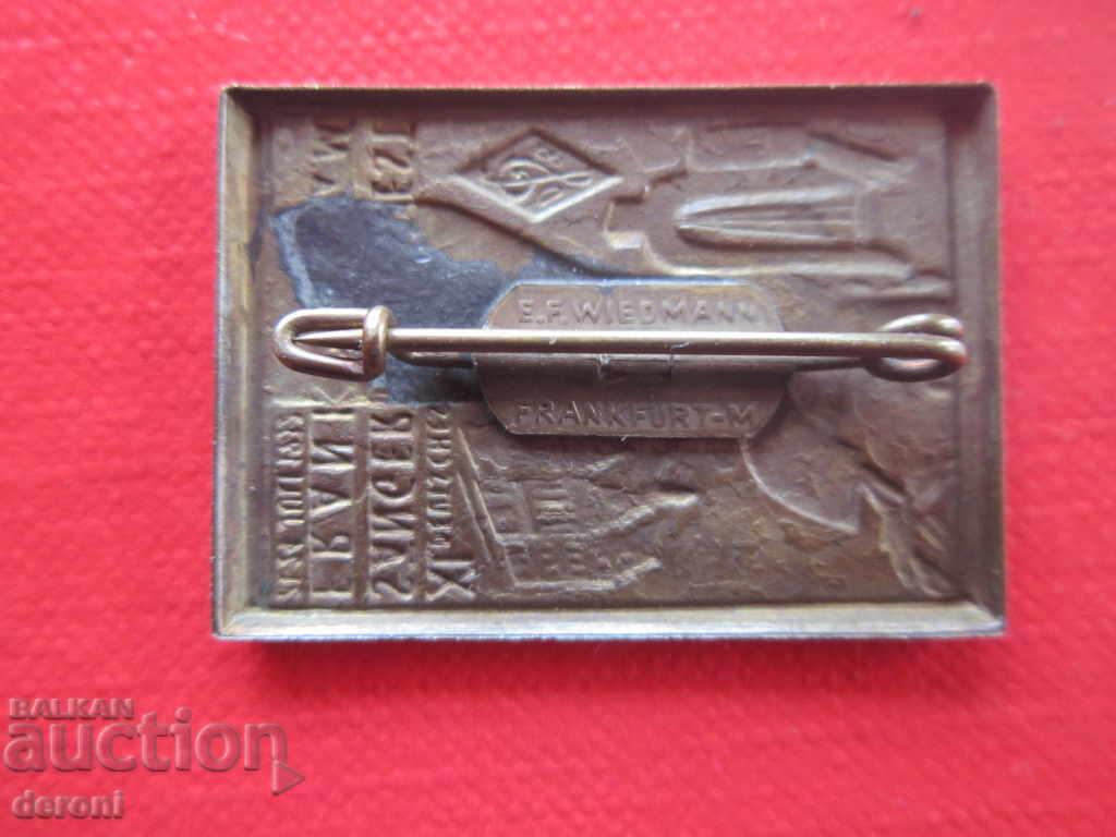 Delivery of Old German bronze badge badge 1932 Third Reich Delivery of Old German bronze badge badge 1932 Third Reich