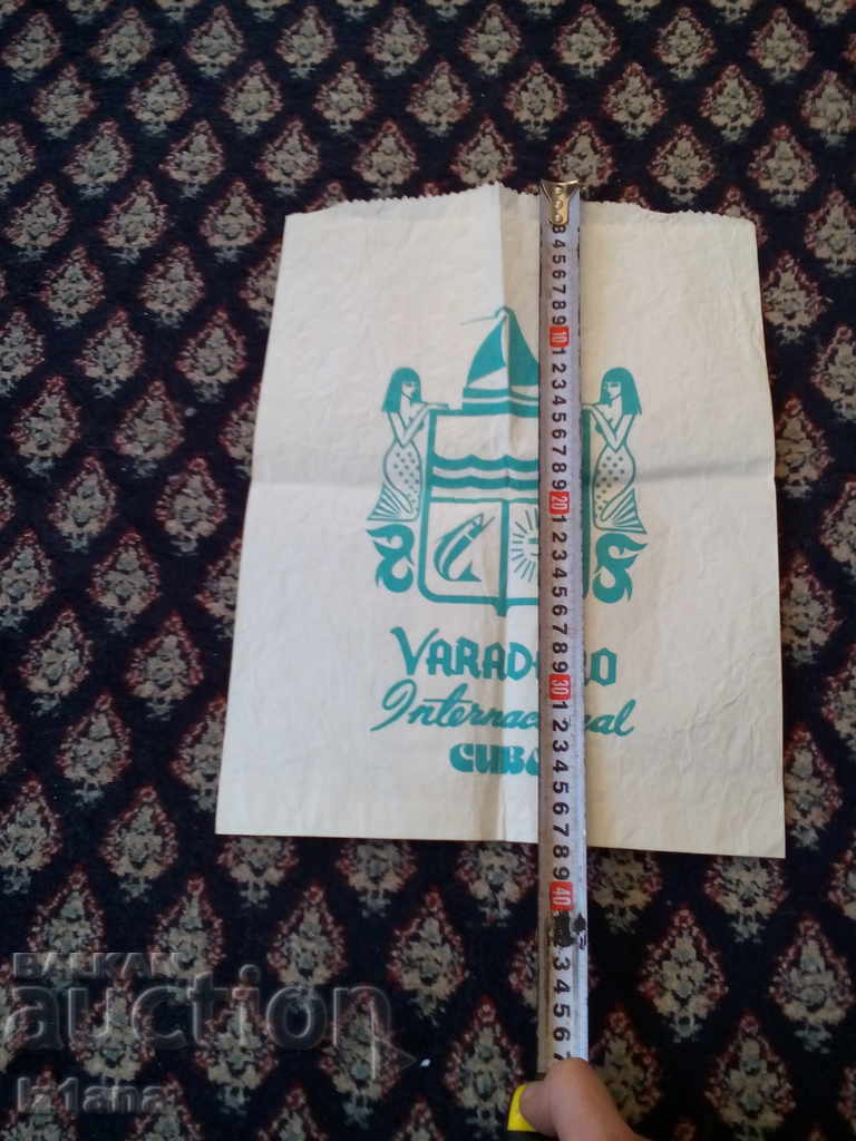 Auction  Paper bag Varadero Cuba