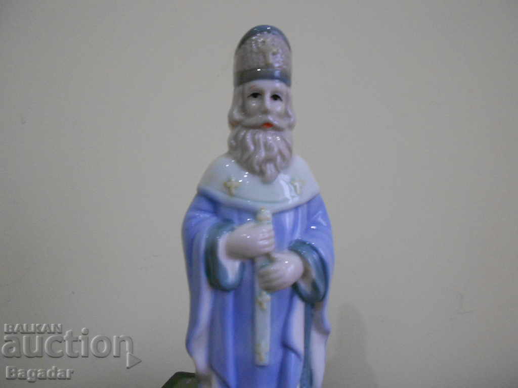 Religious porcelain statuette - 6 Religious porcelain statuette - 6