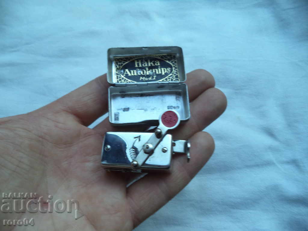 Auction HAKA AUTOKNIPS MODEL I Auction HAKA AUTOKNIPS MODEL I