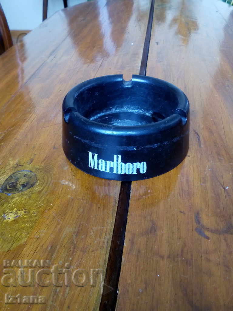 Old plastic ashtray MARLBORO