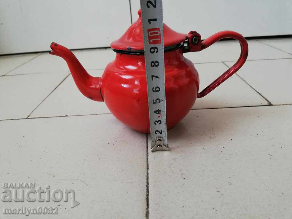 Delivery of Enamelled teapot made of salt container with enamel